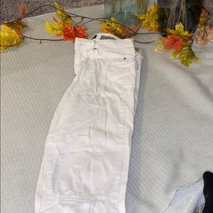 White skinny jeans